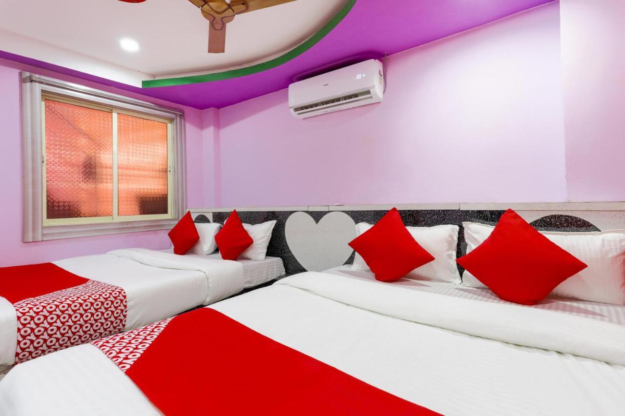 Oyo 45752 Hotel Sb Palace Godarpura Zewnętrze zdjęcie