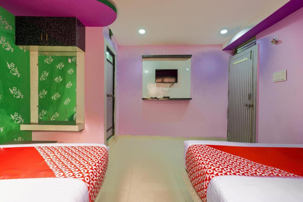 Oyo 45752 Hotel Sb Palace Godarpura Zewnętrze zdjęcie